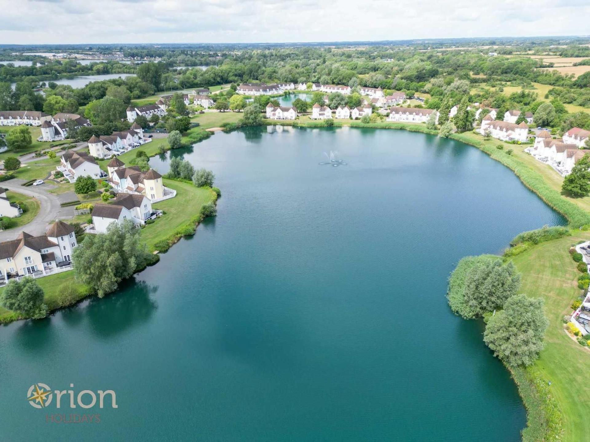 Windrush Lake 65, Sunset Lodge - P South Cerney Kültér fotó